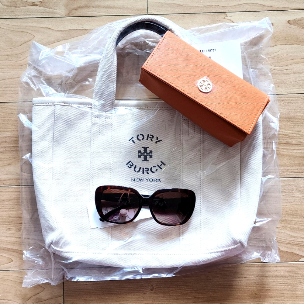 Tory Burch Sunglasses 🕶️ + Tote bag